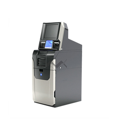 Cash machine all'aperto di BANCOMAT della finestra 10 con il touch screen