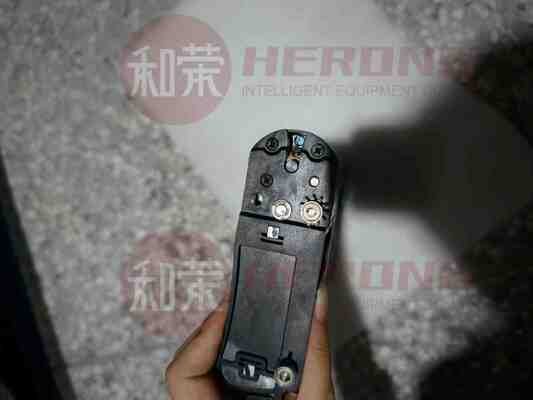 Nuovo dispositivo di bloccaggio E-Ring per erogazione di contanti ATM di alta qualità 4 × 9 × 0,6 adatto al carrello con morsetto Hyosung CDU