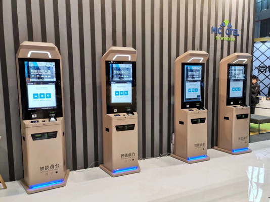 Lettore di schede terminale del chiosco self service a 32 pollici a 27 pollici di isolato QR Scanner